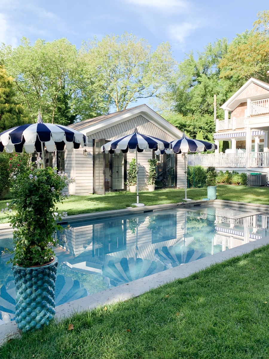 East Hampton Yard in Morning Light COCOCOZY
